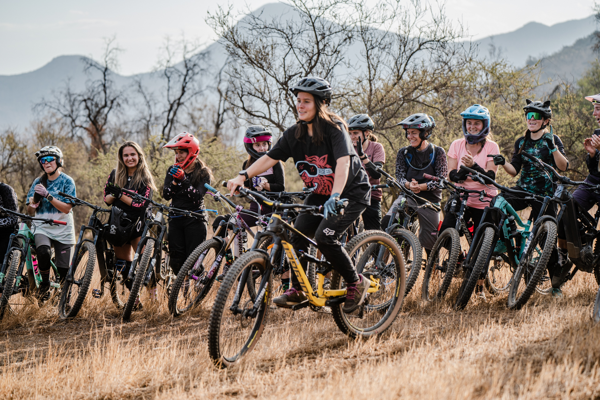 Clínica de MTB para mujeres junto a Trail - Outlife